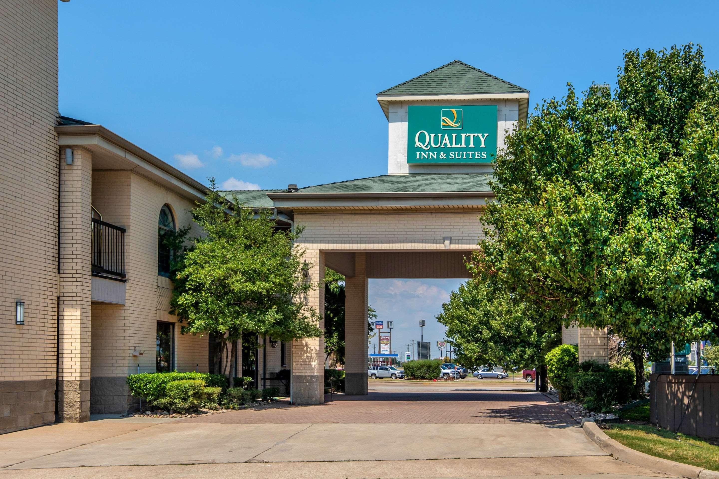 Quality Inn & Suites Weatherford Ngoại thất bức ảnh