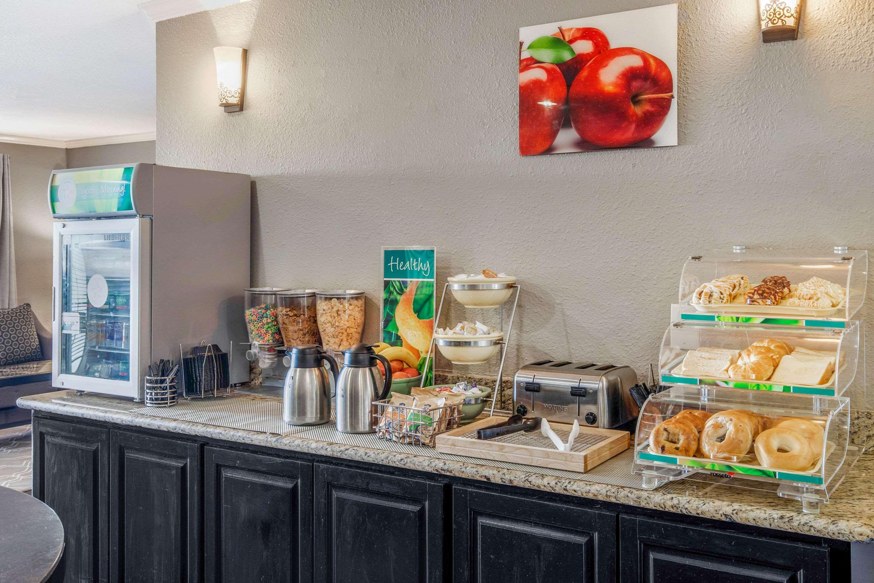 Quality Inn & Suites Weatherford Ngoại thất bức ảnh