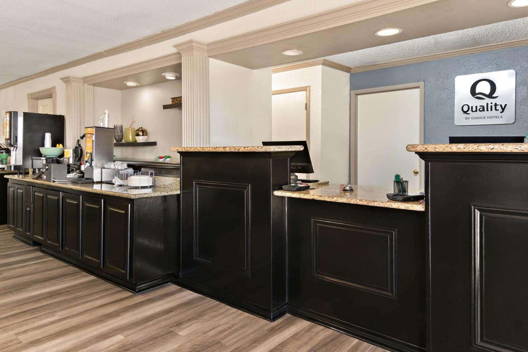 Quality Inn & Suites Weatherford Ngoại thất bức ảnh
