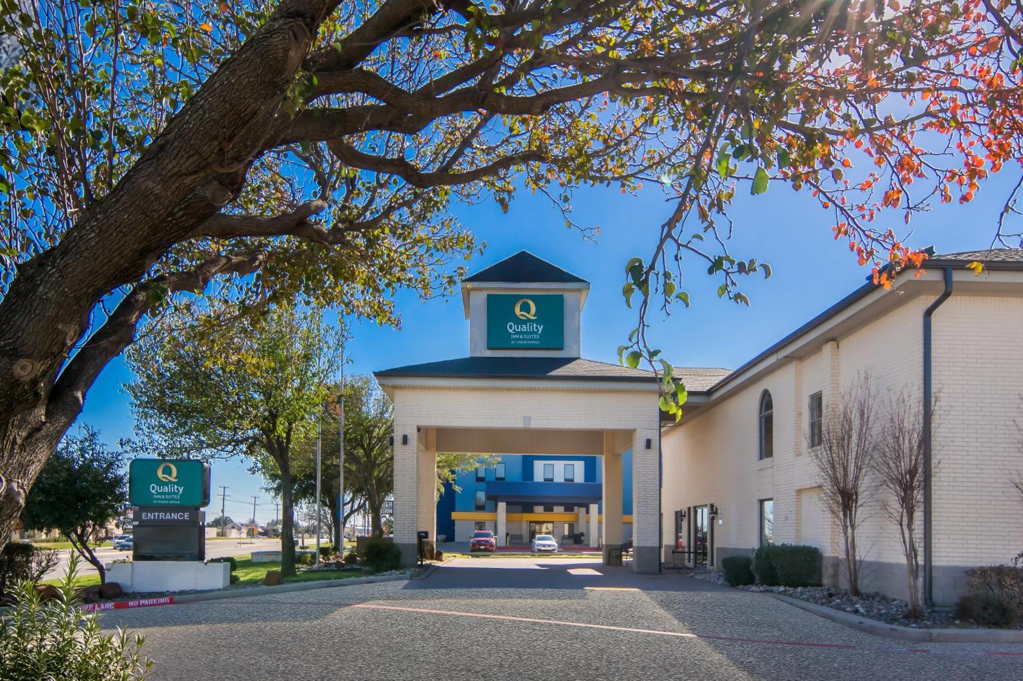 Quality Inn & Suites Weatherford Ngoại thất bức ảnh