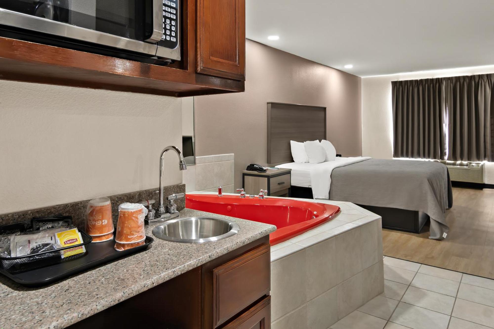 Quality Inn & Suites Weatherford Ngoại thất bức ảnh